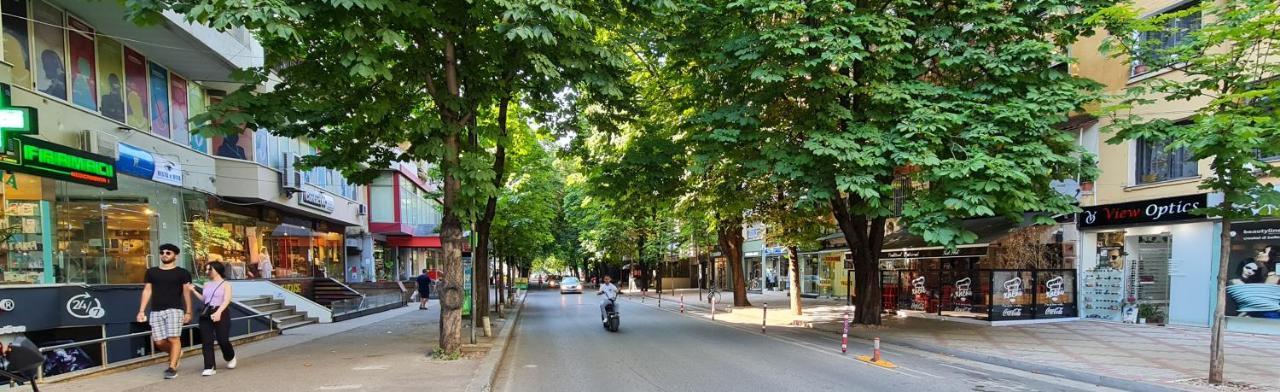 2V1 - Blloku Zy Lejlighed Tirana Eksteriør billede
